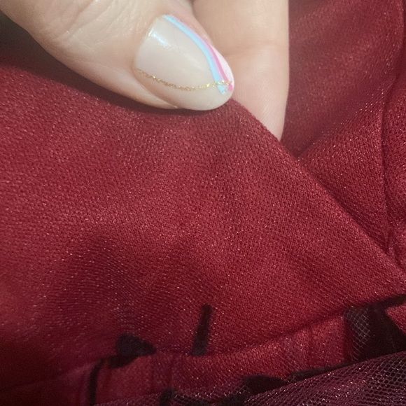 Shein Curve formal dark red and black formal dress - Picture 6 of 8